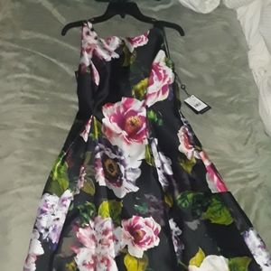Andrianna Papell Sleeveless Floral dress